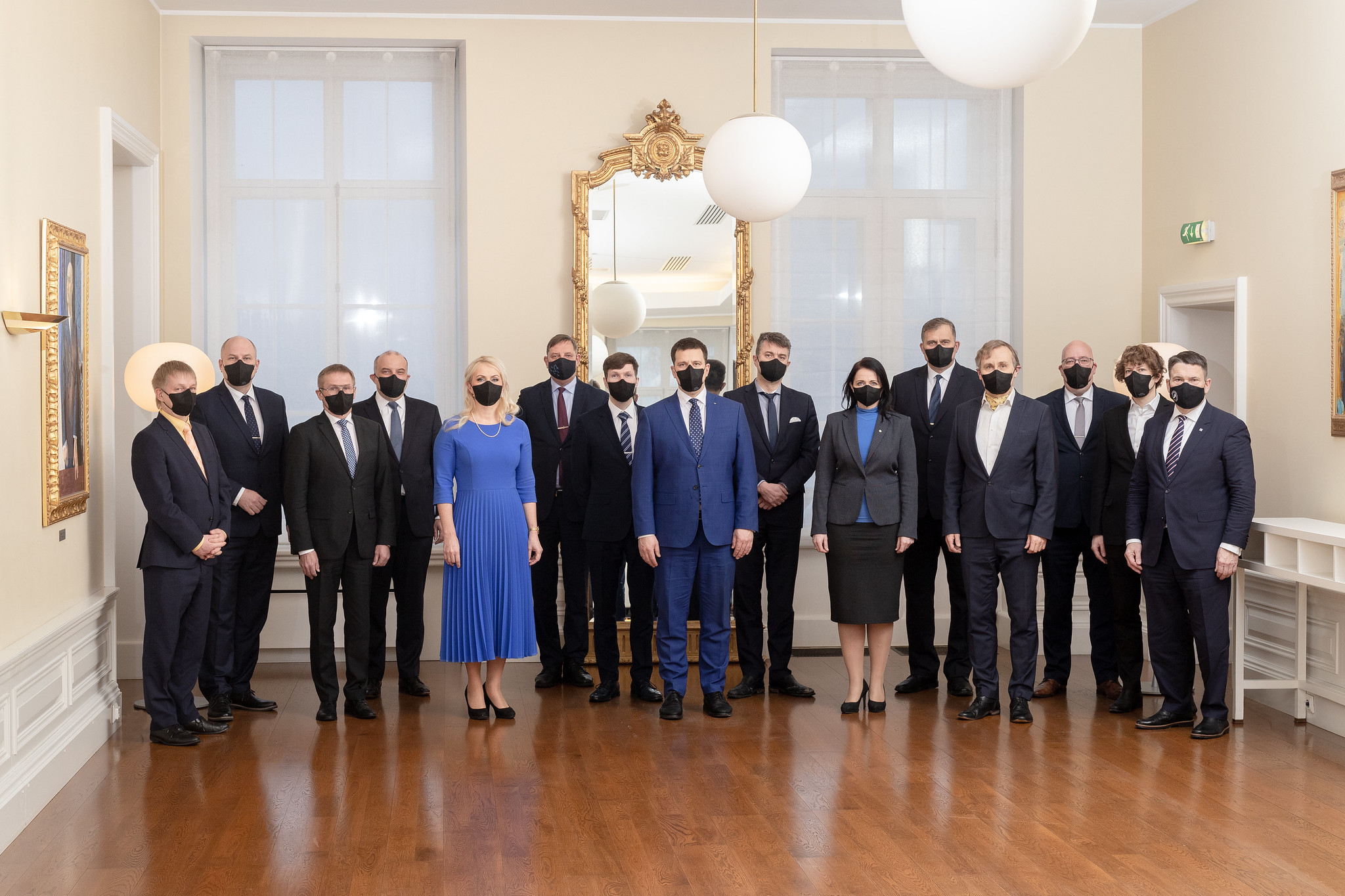 Jüri Ratase II valitsuse perepilt 2021