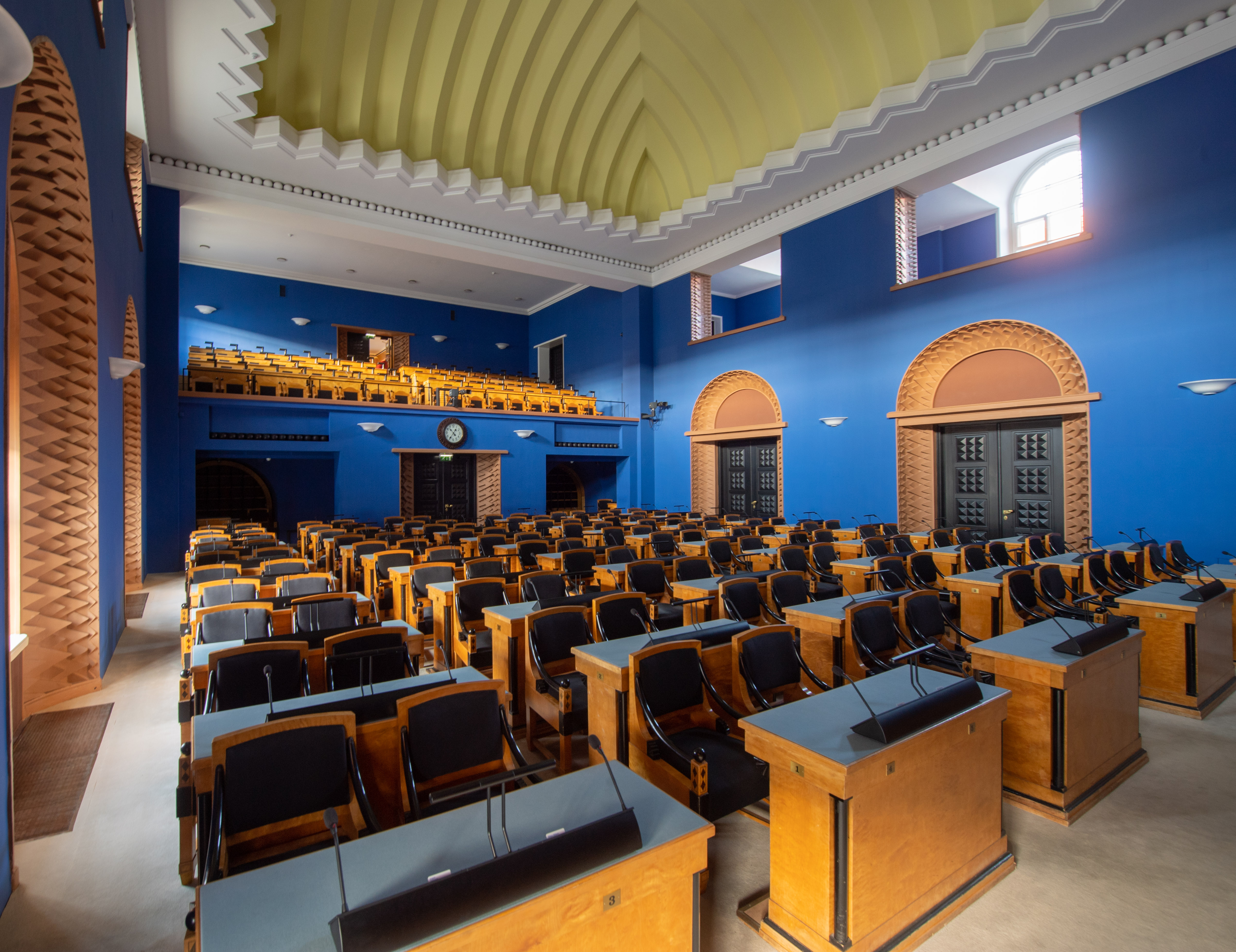 Riigikogu saal