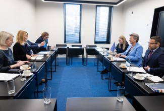 Peaminister Kaja Kallas kohtub Narvas Euroopa Komisjoni siseasjade voliniku Ylva Johanssoniga 21.03.2022