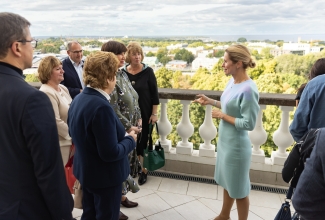 Kaja Kallas kohtub Stenbocki majas Narva linnavolikogu liikmetega, 6.09.2022