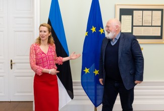 Kallas kohtumisel asepresident Timmermansiga: rohepöörde käigus ei tohi kedagi abita jätta